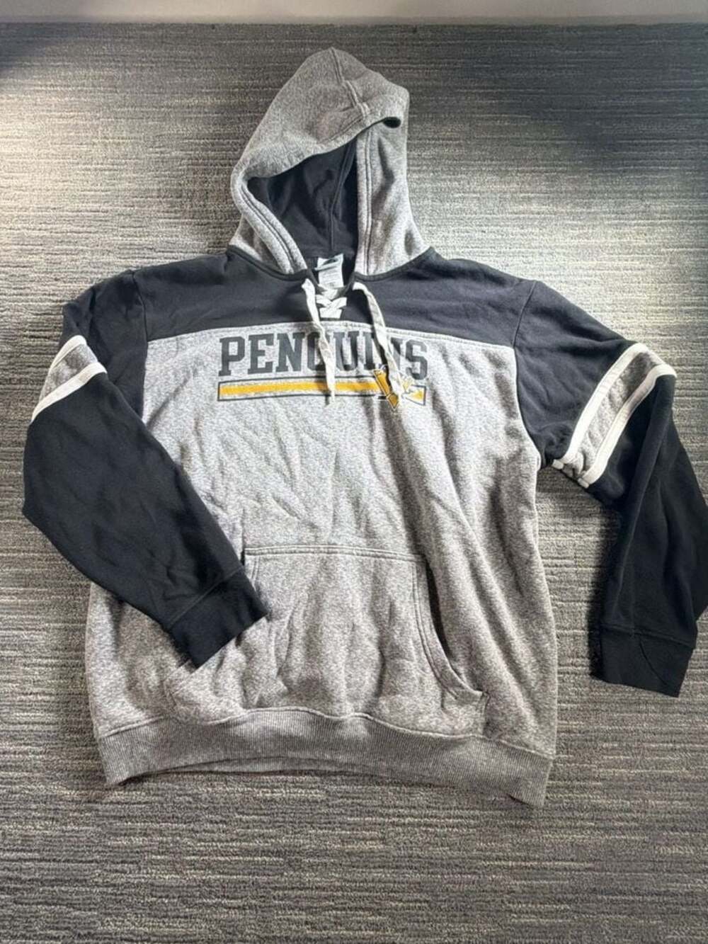 NHL Pittsburgh Penguins Lace-Up Hoodie Sweatshirt Gray Black Size XL